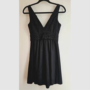 Calvin Klein Black Mini V-Neckline Sleeveless A-Style Dress Womens Sz 0 NWT